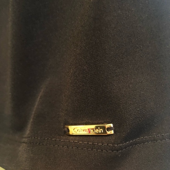 Calvin Klein Keyhole sleeveless top - Picture 3 of 5